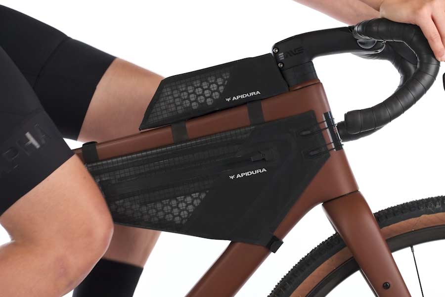 Slim profile of the Apidura Aero Frame Module for knee clearance