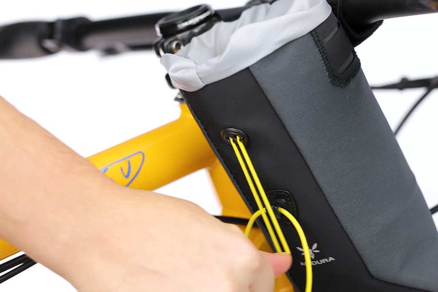Pewne zamknięcie Apidura Backcountry Food Pouch