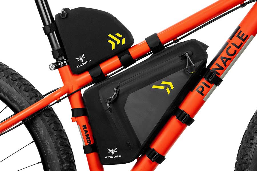 Torba na górną rurę Apidura Backcountry Rear z torbą na całą ramę Backcountry Full Frame
