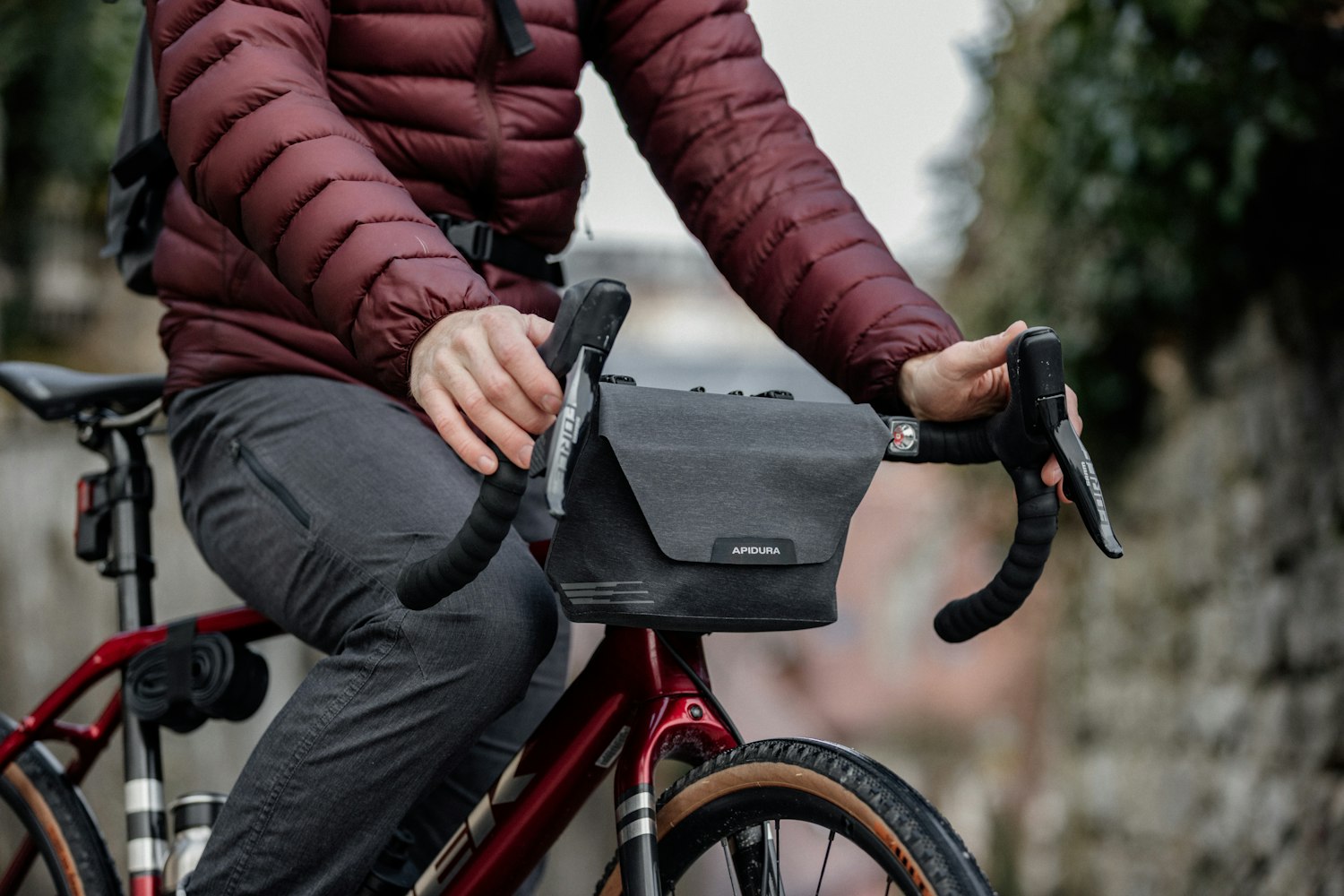Stadscykling med Apidura City-serien