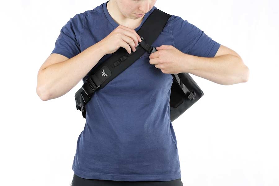 Pasform til begge sider på Apidura City Messenger