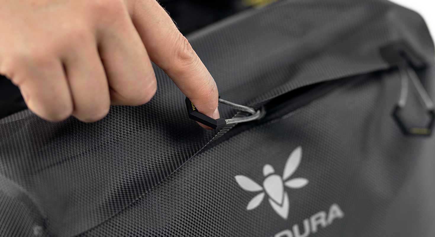 Geschützter Reißverschluss der Apidura Expedition Accessory Pocket