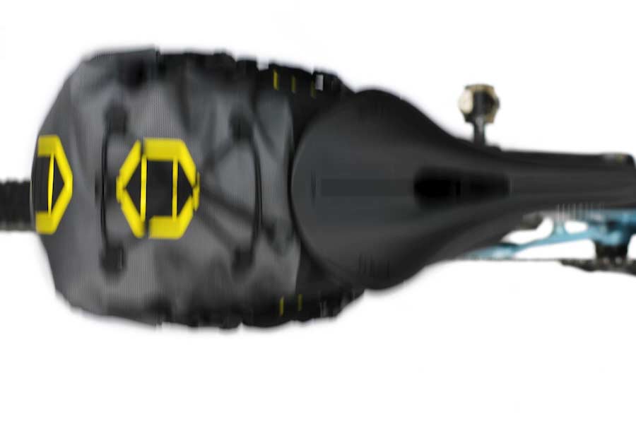 Anti-sway-fastgørelse på Apidura Expedition Sadeltaske