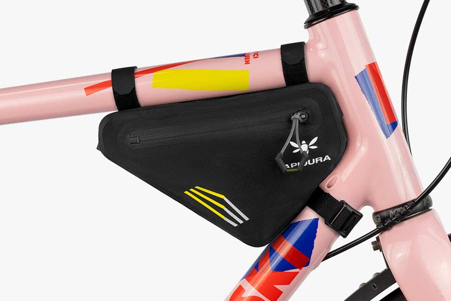 Umkehrbare Montage der Apidura Racing Frame Pack 1 L