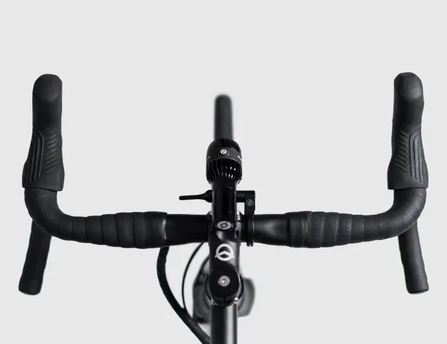 Gravel drop handlebar of the Booda Bike Alpine, seen from above