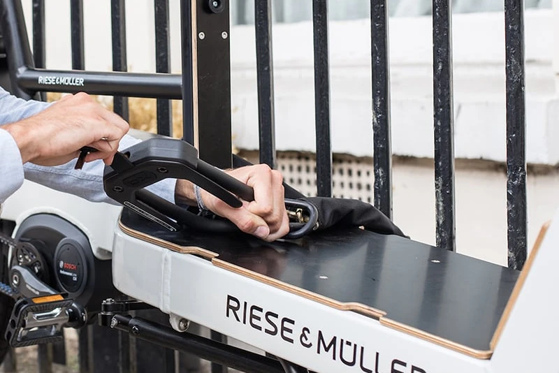 Locking a cargo bike to a fence with the Hiplok E-DX chain and D lock set