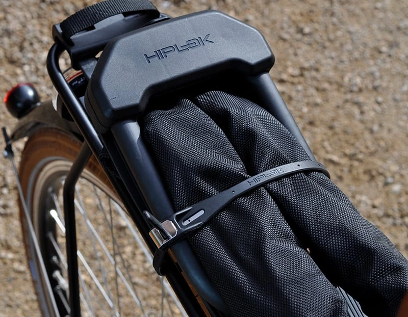 Hiplok E-DX chain and D lock strapped to the rear rack of a bike with Z LOK