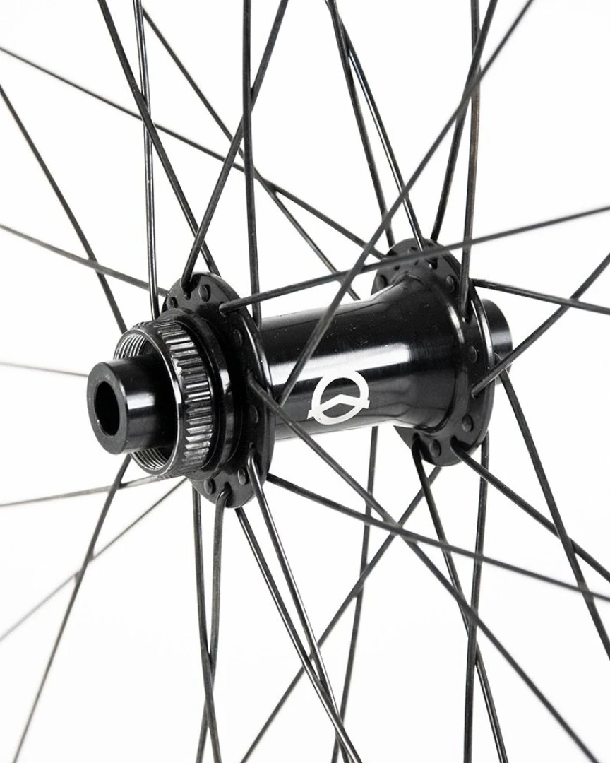 Possible Centerlock front hub laced into the Alfine wheel set, close-up with spokes