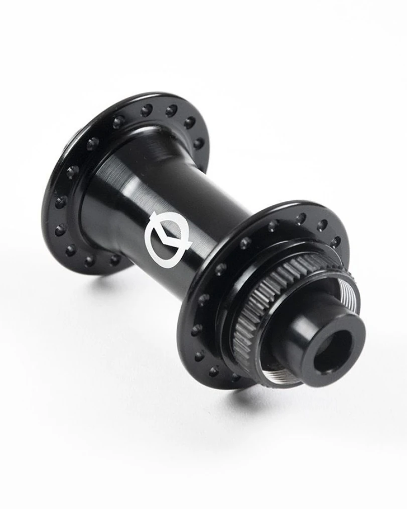 Possible front hub seen from the Centerlock disc side with splined rotor seat