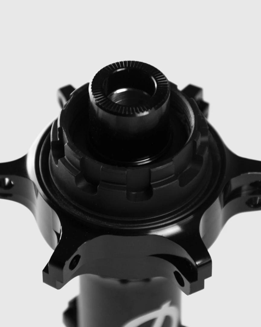Possible SpinnerOne rear hub, close-up of the freewheel side with 9-spline interface